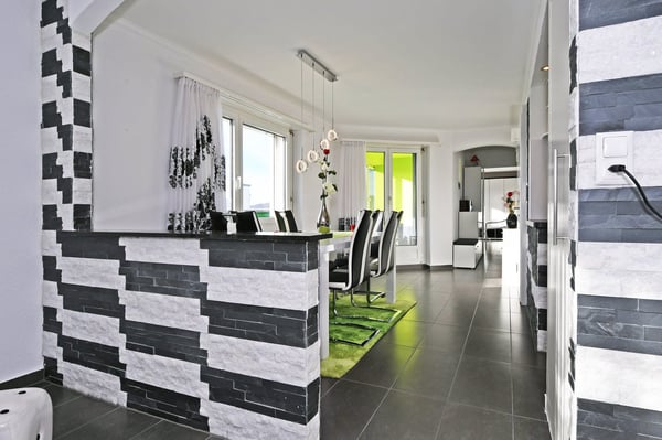 Spannende 4-Zi‘-Dachwohnung mit grosser Terrasse 3