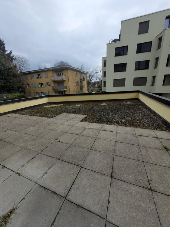 Wohnung mit grosser Terrasse an guter Lage 6