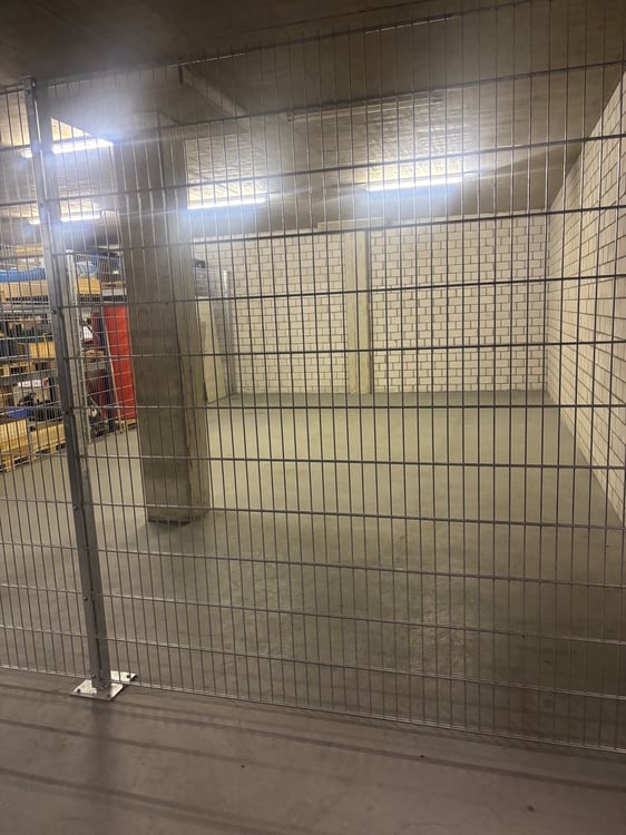 Grosszügiger Lagerraum in der Industriezone von Dietikon zu vermieten 5