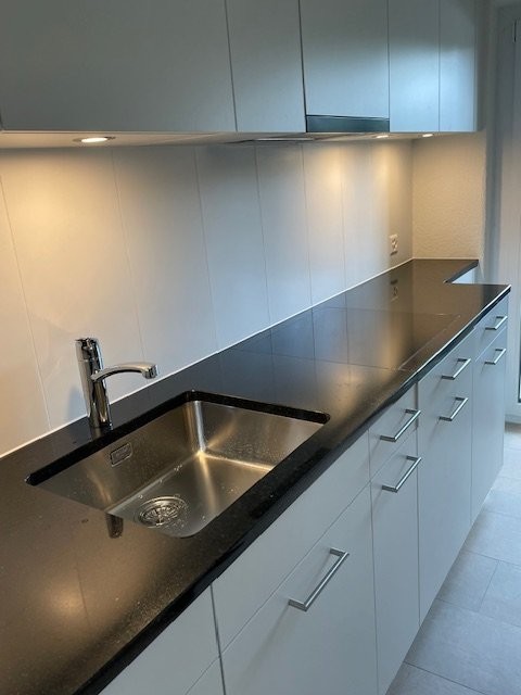 Sanierte 6-Zimmerwohnung im Hochparterre zu vermieten 4