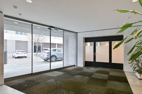 130 m2 - 1'120 m2 - Büroräumlichkeiten im Industriegebiet Täfern 2