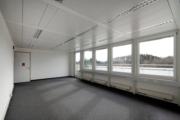 130 m2 - 1'120 m2 - Büroräumlichkeiten im Industriegebiet Täfern 5