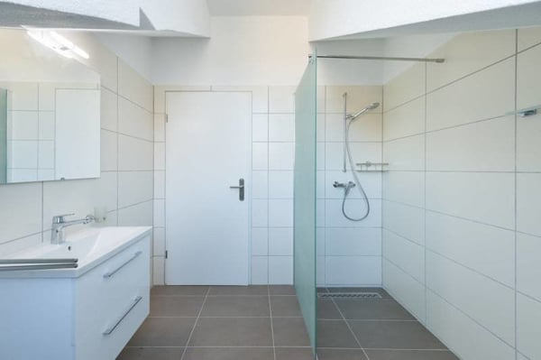 Ihr neues Zuhause: Moderne Dachwohnung 5