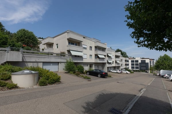 Parkplatz am Sonnrainweg zu vermieten. 7