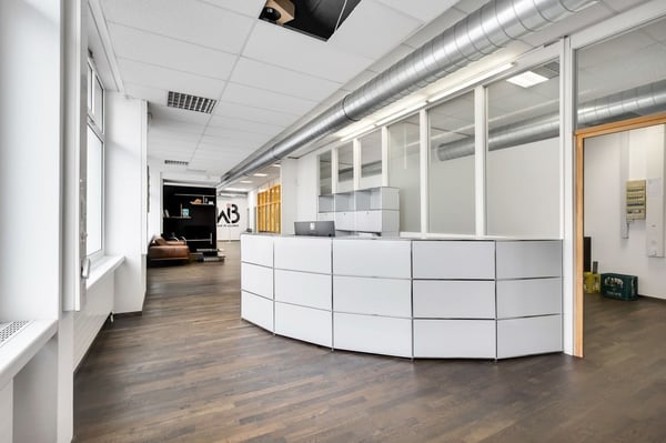 Praxis- oder Bürofläche an zentraler Lage - ca. 170 m2 4