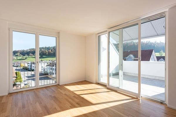 Top moderne Wohnung in Rossrüti 2