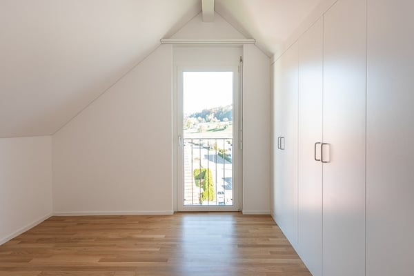 Top moderne Wohnung in Rossrüti 4