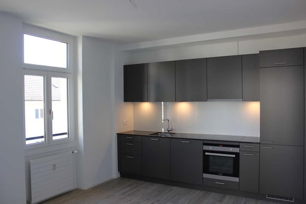 Stilvolle 3.5 Zimmerwohnung im 5. OG an zentraler Lage in Basel 3