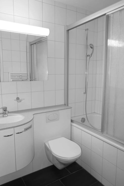2 Zimmerwohnung mit Aussicht auf den Zugersee! 5