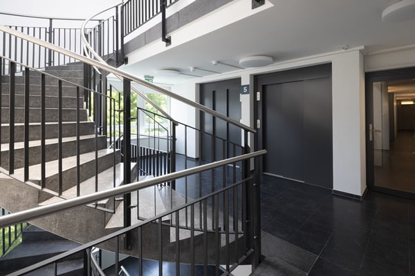 Raum für Ideen, Wachstum und Zusammenarbeit - Büro nahe Stadt Bern 8