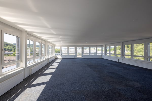 Raum für Ideen, Wachstum und Zusammenarbeit - Büro nahe Stadt Bern 4