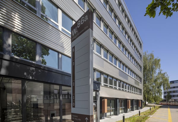 Raum für Ideen, Wachstum und Zusammenarbeit - Büro nahe Stadt Bern 1