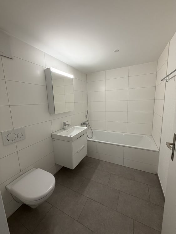 Frisch renoviert und stilvoll umgestaltet - wohnen wie im Neubau! 7