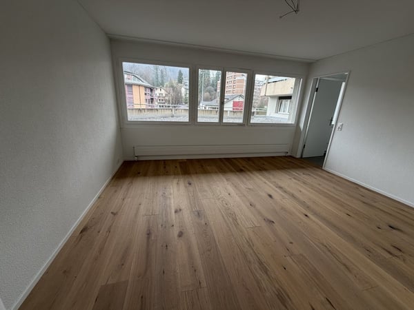 Frisch renoviert und stilvoll umgestaltet - wohnen wie im Neubau! 4