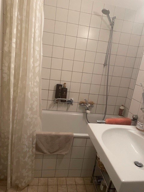 charmante 3.5 Zimmer Altbauwohnung 7