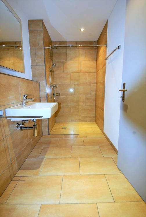 Zentral und doch ruhig: schöne 2.5 Zimmer-Wohnung zu vermieten 5