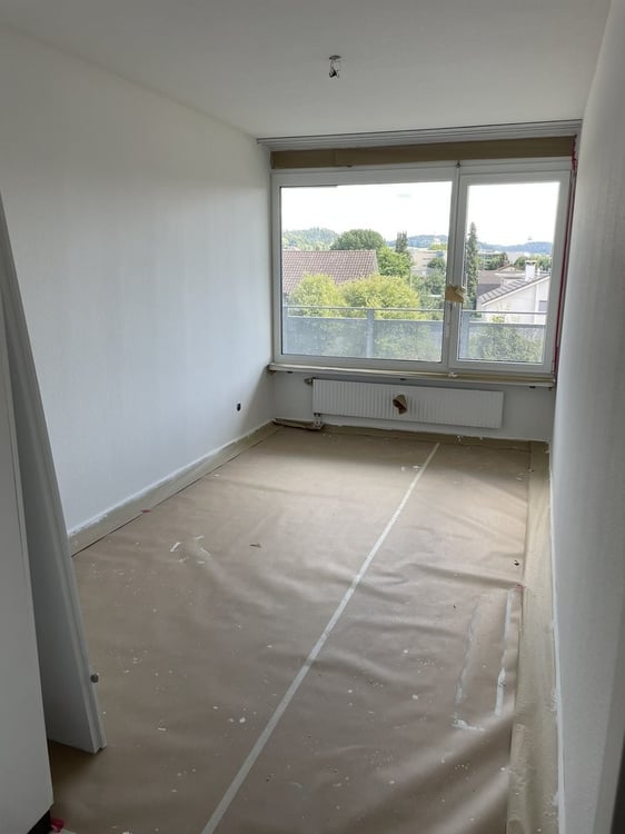 Wohnen wie neu: sanierte 3.5-Zimmer-Wohnung mit toller Aussicht 4
