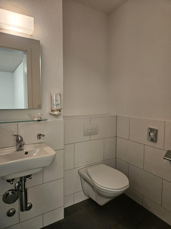 Büro-/Praxisräume Nähe Bahnhof mit flexibler Raumaufteilung 2