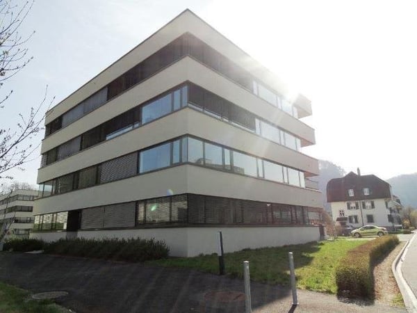 Ihr neuer Einstellhallenplatz Einungerstrase/Strandweg Burgdorf 16