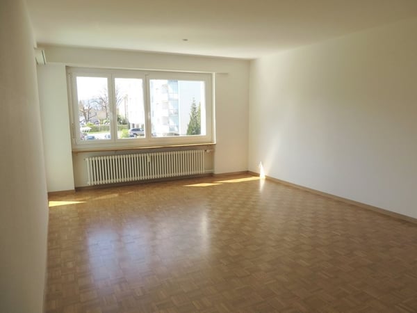 Bereit für Sie: 4 Zimmer-Wohnung, 1. OG 5