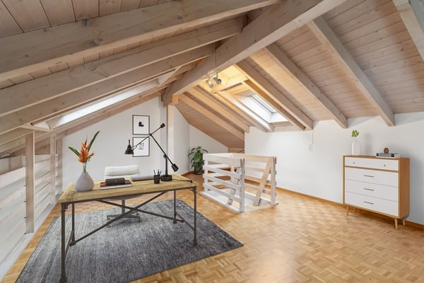 Zwei Zimmer PLUS grosse Galerie 4