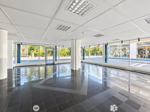 Attraktive Ladenfläche Nähe Stadtzentrum zu vermieten 4