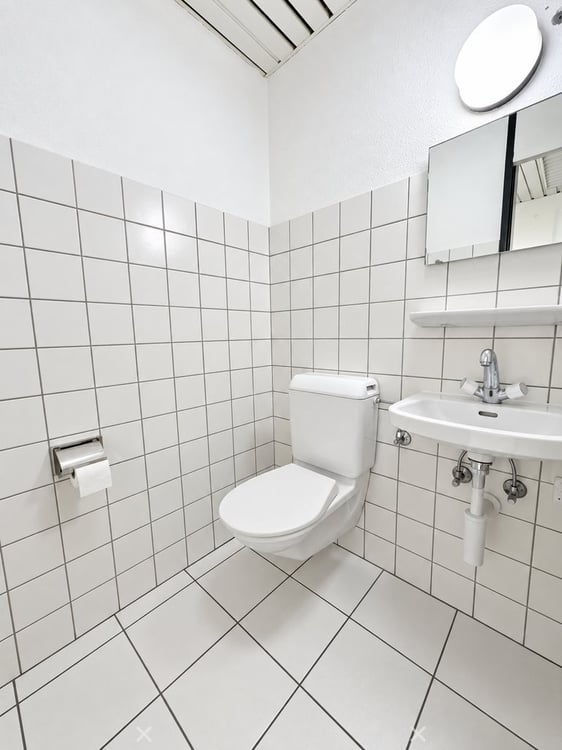 Attraktive Ladenfläche Nähe Stadtzentrum zu vermieten 6