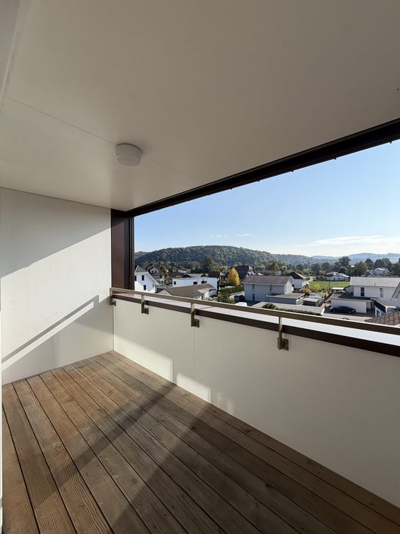 Sonnige Wohnung mit Ausblick ins Weite! 8