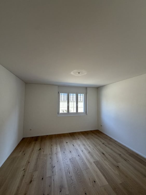 Charmante 2.5-Zimmer-Wohnung mit Gartensitzplatz in Oberbipp 3