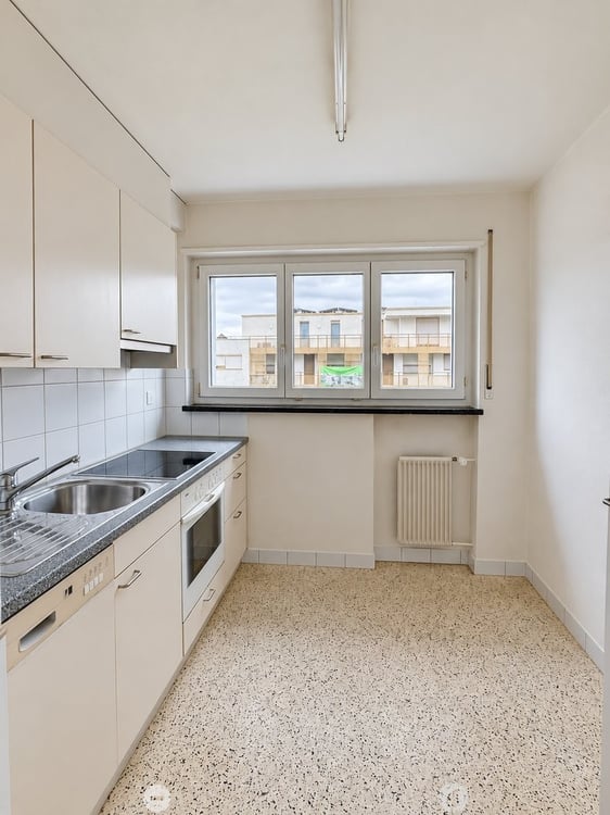 hr Wohnmittelpunkt in Biel/Bienne: Helle 3.5 Zimmer-Wohnung 6