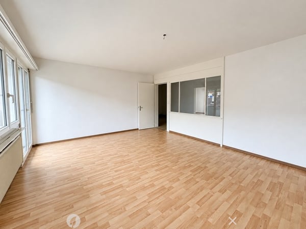 2.5 Zimmer-Wohnung mit Balkon und guter ÖV-Anbindung in Biel/Bienne 3