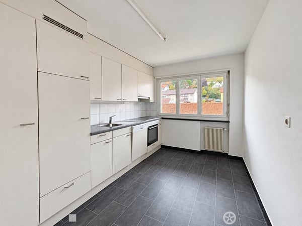 2.5 Zimmer-Wohnung mit Balkon und guter ÖV-Anbindung in Biel/Bienne 6