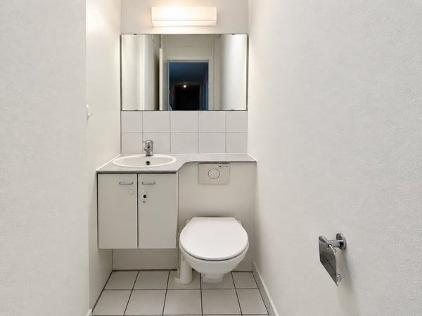 2.5 Zimmer-Wohnung mit Balkon und guter ÖV-Anbindung in Biel/Bienne 8