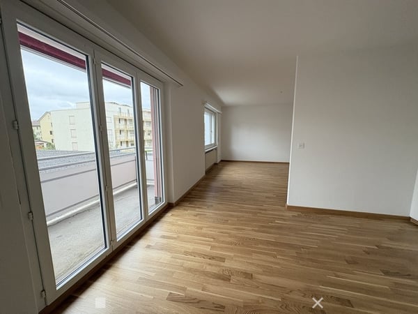 2.5 Zimmer-Wohnung mit grosszügigem Balkon in Biel/Bienne 2