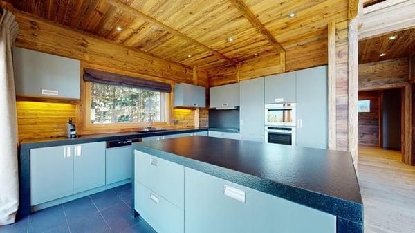 Crans - Chalet de haut standing avec vue imprenable sur les Alpes 4