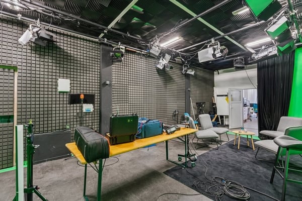 Magnifique arcade à louer - Emplacement stratégique à Fribourg 9