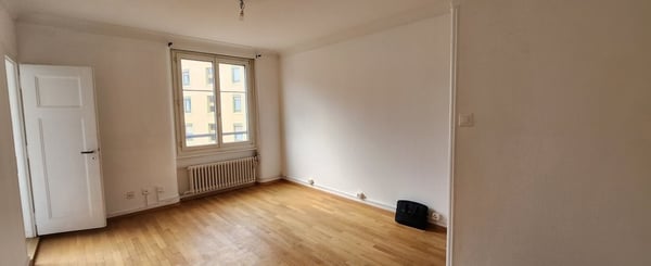 Reprise de Bail/ Bureau situé sortie galeries de la Gare Cornavin 5