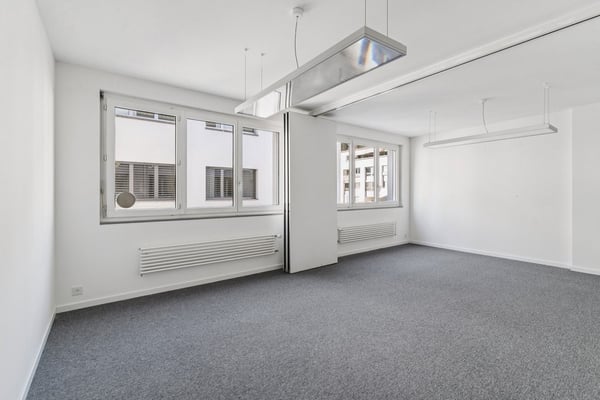 Bureau de 150 m2 à louer de suite ou à convenir 5