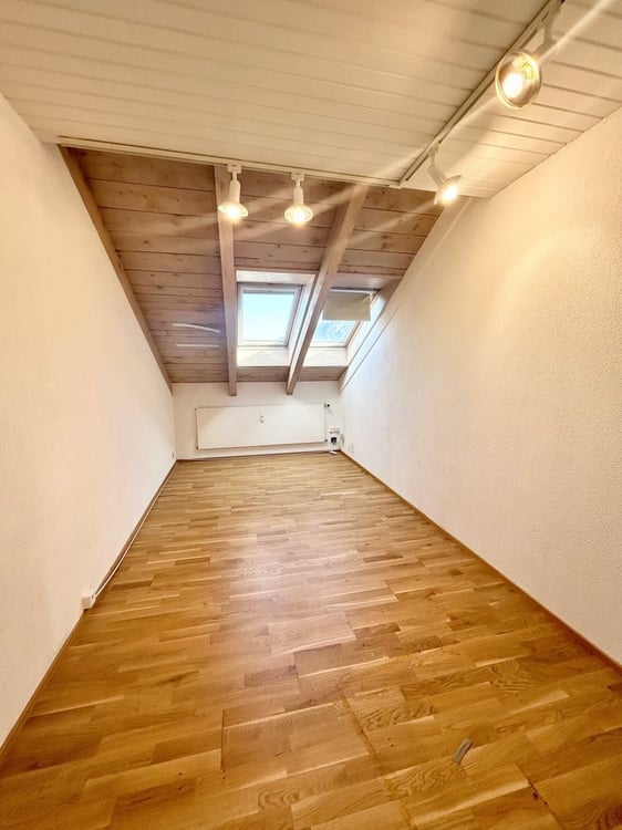 Superbes bureaux à 1 minute de la gare ! 6