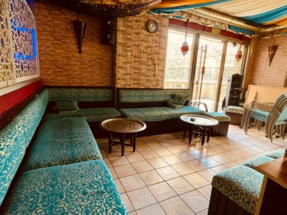 Surface commerciale aménagée en restaurant et bar - centre-ville 4