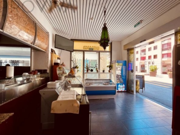 Surface commerciale aménagée en restaurant et bar - centre-ville 8