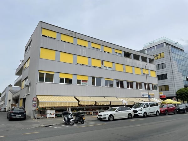 A saisir ! Bureau de 33m2 en ville de Renens 1