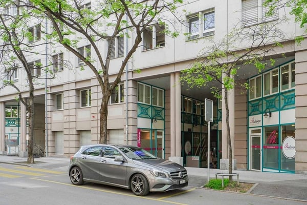 Spacieux bureau de 252m2 à louer au Centre-Ville de Sion 1