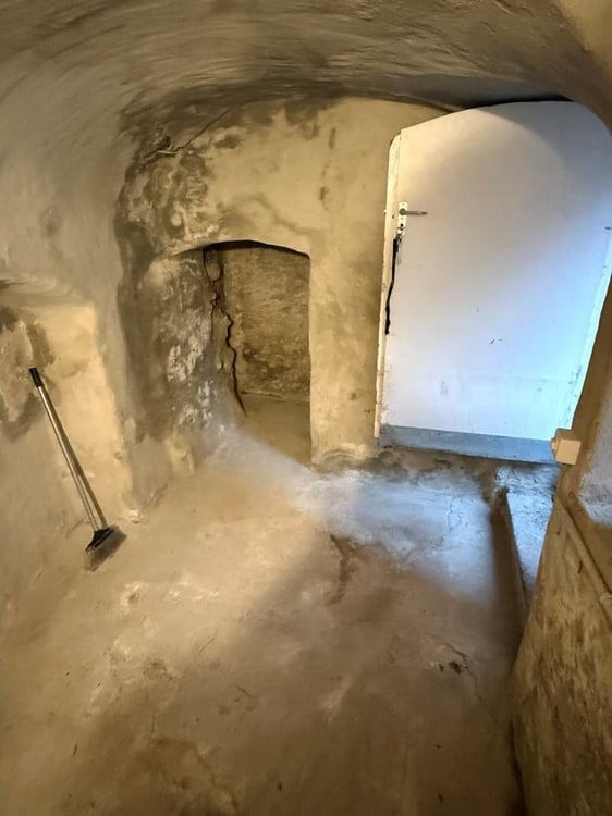 Dépôt de stockage proche de la gare 3