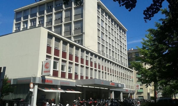 Place de parc intérieure 16