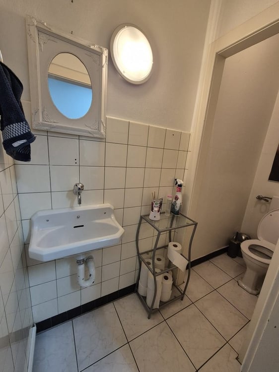 Salon de coiffure à louer proche du centre ville de Sion 8