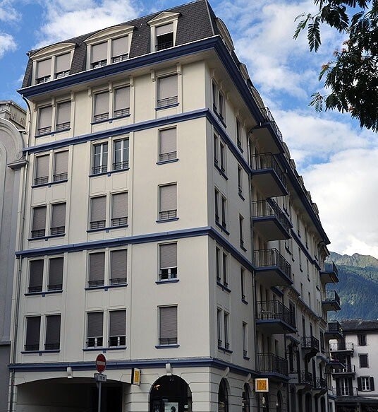 Place de parc intérieure au Centre-Ville 1