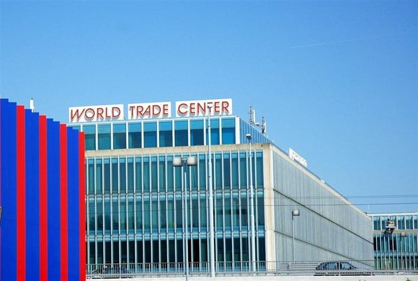 Surface commerciale de 450 m2 au coeur du World Trade Center II 10