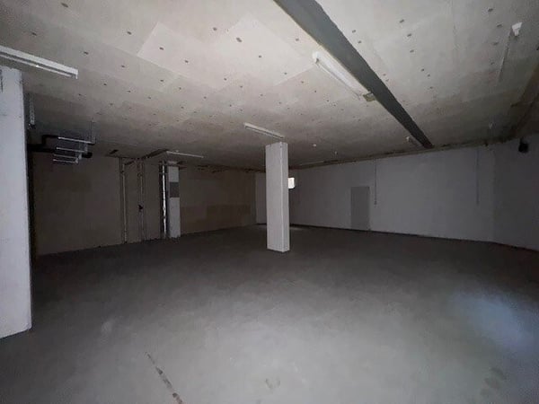 Dépôts à louer à Pully de 32.5 m2 à 221 m2 5
