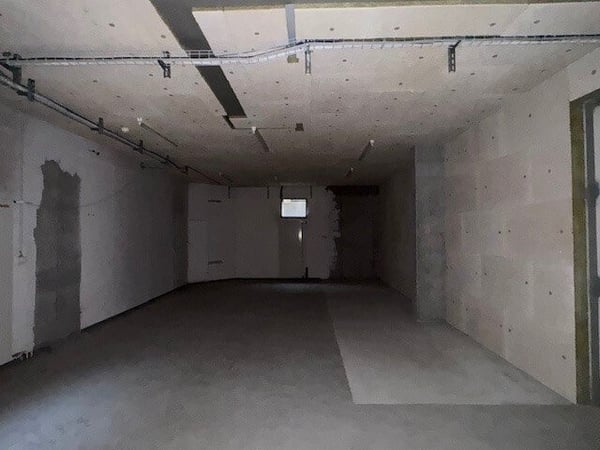 Dépôts à louer à Pully de 32.5 m2 à 221 m2 7